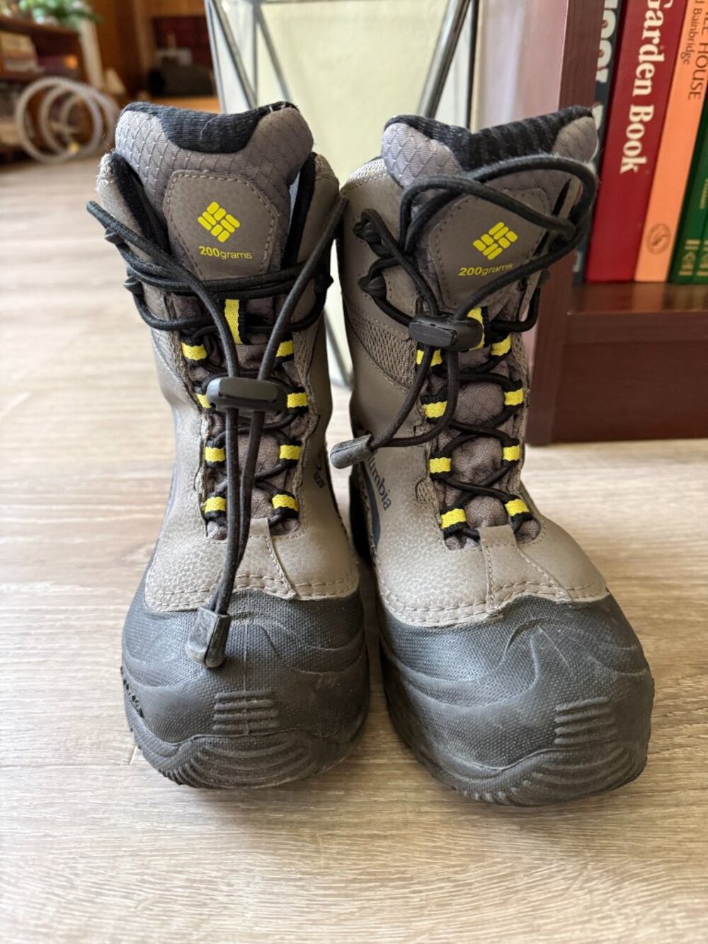 Columbia 200g Insulated Winter Boots Kids Size 2